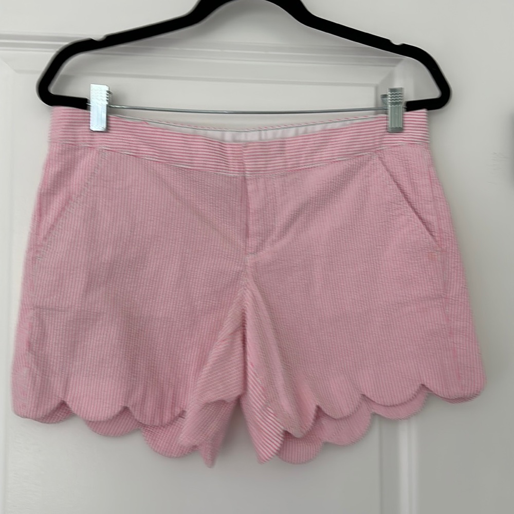 Lilly Pulitzer 5" Buttercup Scallop Short | Pink&White Seersucker | Size 6 | EUC